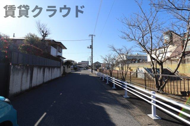 GrandBonheurの周辺