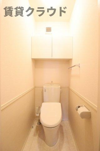 GrandBonheurのトイレ|落ち着いた色調のトイレです