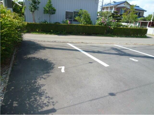 猪子駐車場の駐車場