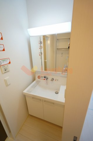 ペルラディアマンテの洗面所|コンパクトで使いやすい洗面所