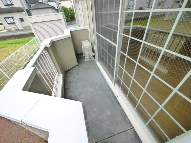 ロジュマンＭＴＯのバルコニー|バルコニーからの眺めを楽しみながら食事をしませんか