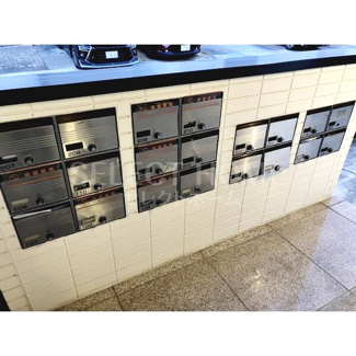 【エントランス】 | 建物の内部です