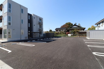 【駐車場】 | グラングラサ