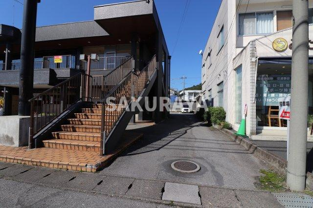 アガタビルの駐車場