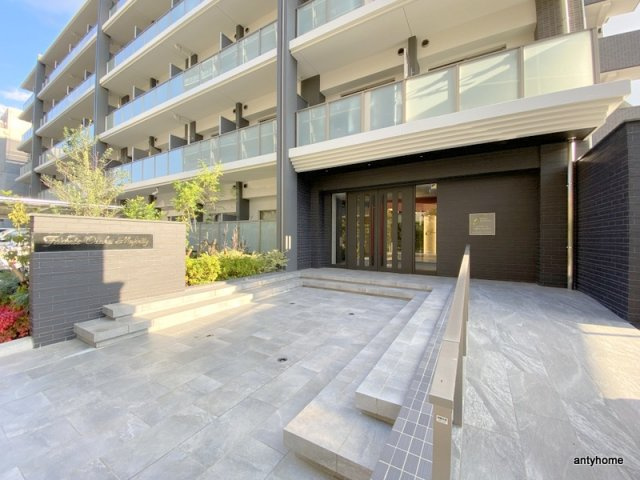 ファステート大阪マジョリティ 仲介手数料無料のエントランス