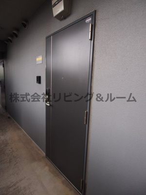 【玄関】 | ラフェリアーナ・kisaki・Ⅰ | 反転となります。