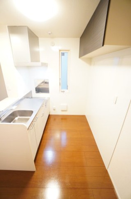 【キッチン】 | ラテル・コート若松町