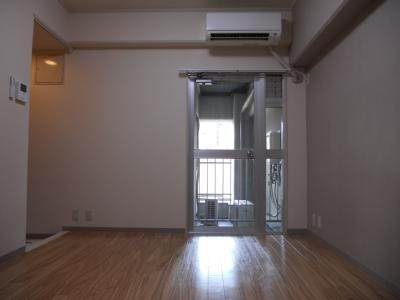 リエス東堀川の子供部屋|洋室