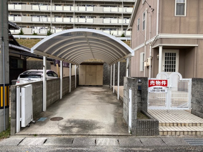 【駐車場】 | ★備前市東片上★3SLDK中古戸建★部屋が広いです★ | 詳細はお問い合わせください♪