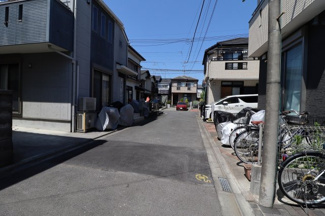 【前面道路含む現地写真】 | 前面道路はすっきりとしており、運転の際も楽々です♪