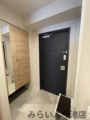 【玄関】 | ロイヤルカーサ千種