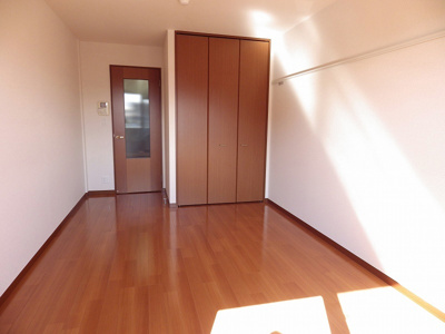 【寝室】 | グランドソレーユ壱番館（シャーメゾン）