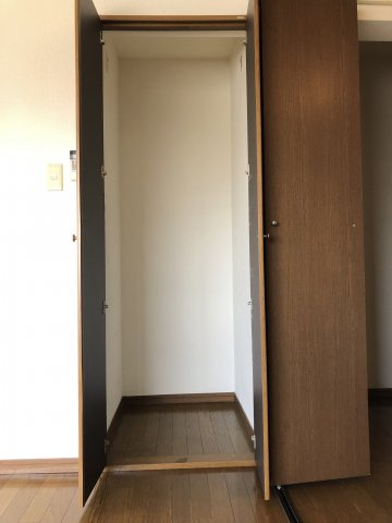 ベルメゾン一須賀Ⅲ号館の収納