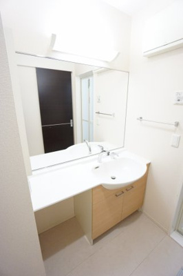 【独立洗面台】 | アネーロヴィータ | ※同物件・同タイプの写真です。