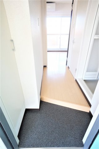 ミリアビタＮＯ８の玄関