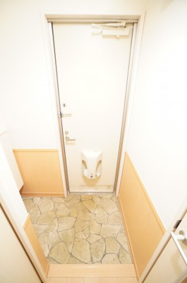 【玄関】 | ブルーメ小倉 | ※同物件・同タイプの写真です。