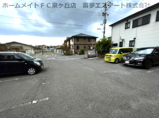 【駐車場】