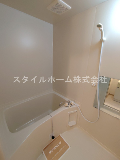 【浴室】 | シャルム向山 | 別部屋写真です。