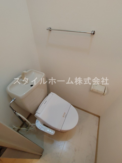 【トイレ】 | シャルム向山 | 別部屋写真です。