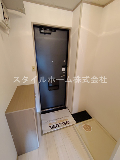 【玄関】 | シャルム向山 | 別部屋写真です。