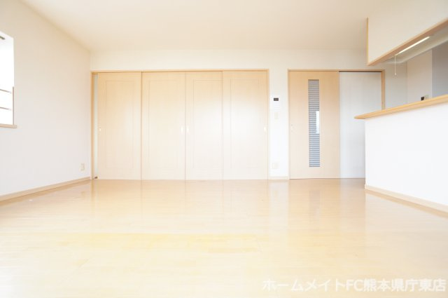熊本市東区御領８丁目の賃貸マンションの居間・リビング