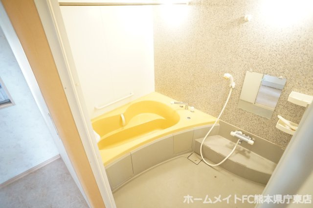 熊本市東区御領８丁目の賃貸マンションの浴室