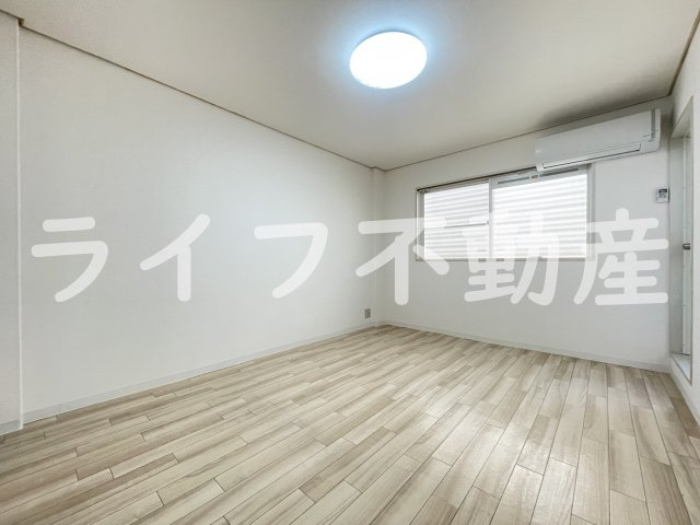 ソラーナ八戸ノ里の内装|明るい室内です