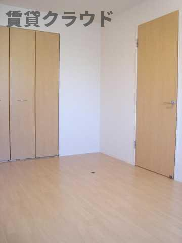 サンコスモスの寝室|落ち着いた色調の寝室です