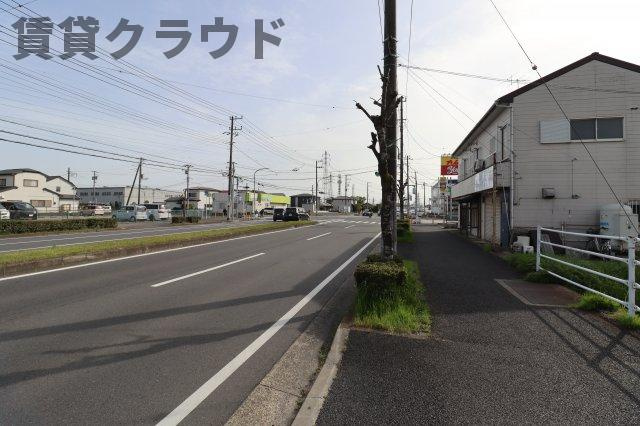 サンコスモスの周辺