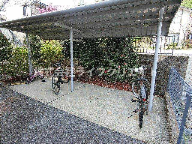 リビングタウン石川町Bのその他共用部分