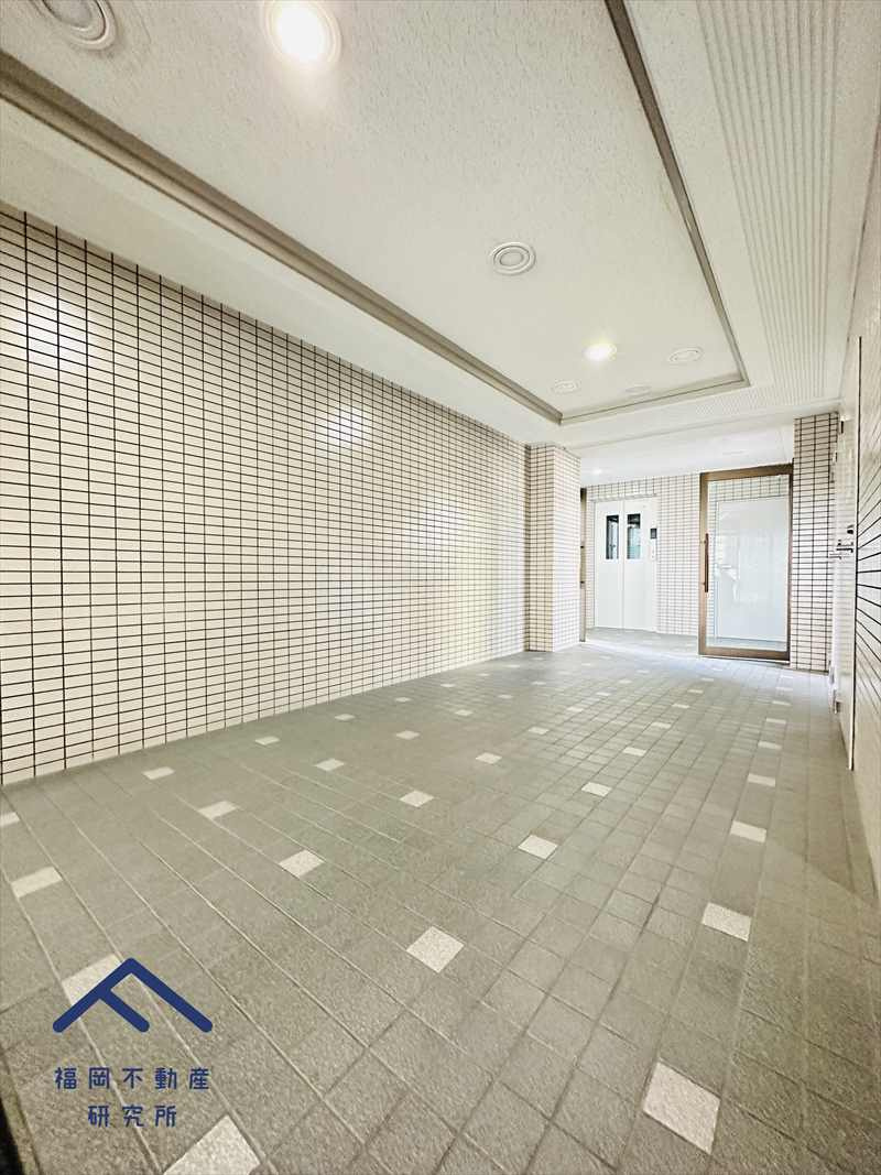 ファミール高宮のエントランス