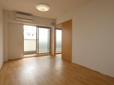 【居間・リビング】 | プルミエール小作 | ゆったり過ごせる11帖ＬＤＫ