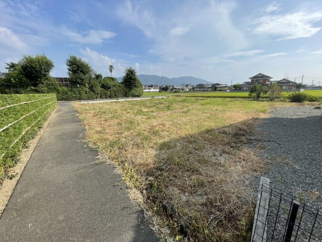鏡町下有佐土地の外観