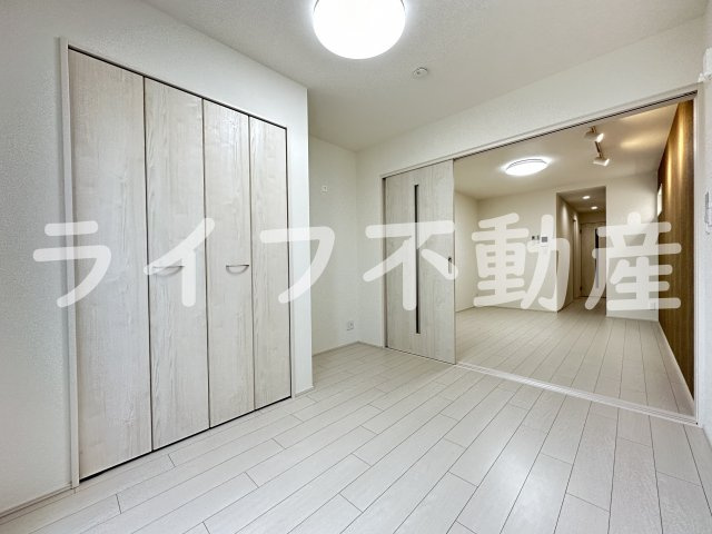 フジパレス森河内東Ⅱ番館の居間・リビング