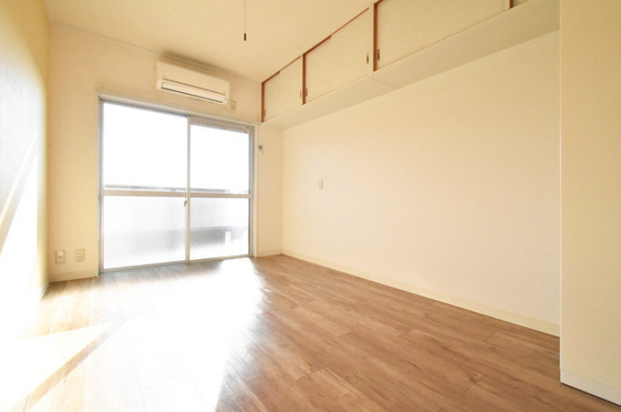 【10,000円キャッシュバック対象物件】の居間・リビング|おしゃれなリビングです