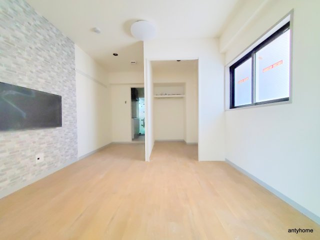 エイトステイツ玉造 仲介手数料無料の寝室