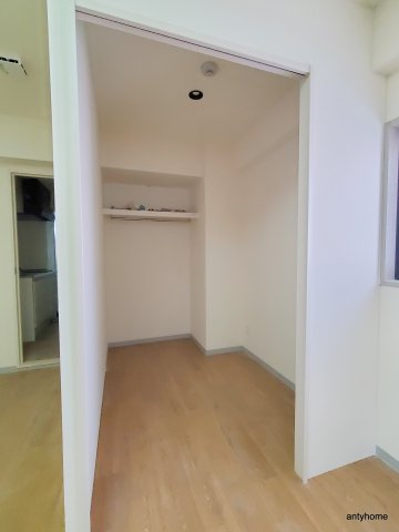 エイトステイツ玉造 仲介手数料無料の収納