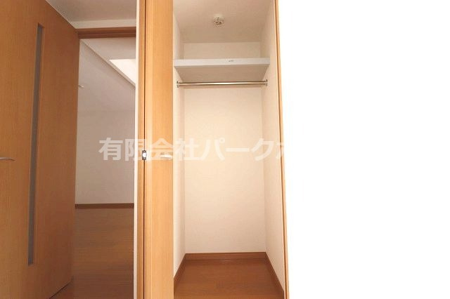 コーポ舟入川の収納