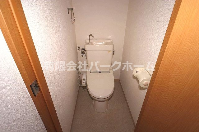 コーポ舟入川のトイレ