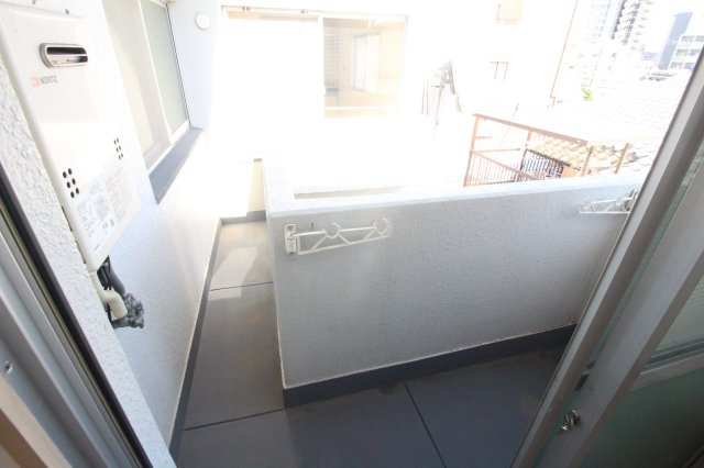 【バルコニー】 | エフアール西田辺 | ベランダ