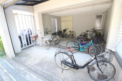 【その他共用部分】 | エフアール西田辺 | 駐輪場