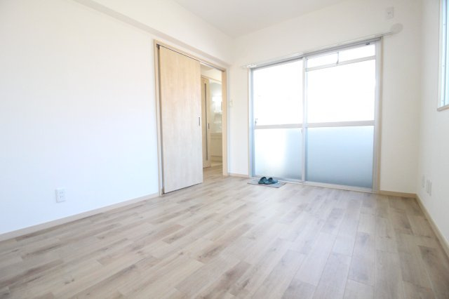 【寝室】 | エフアール西田辺 | 落ち着きのある寝室です。