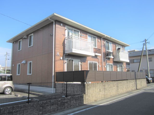 グランモアの外観