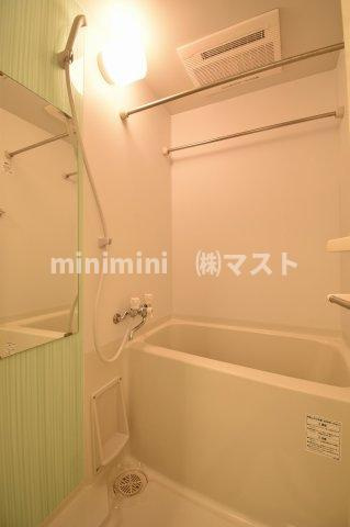 ロイヤルレジデンス梅田FRONTの浴室