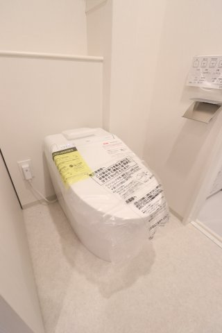 ラティエラ武蔵小杉のトイレ|別部屋の参考写真です。