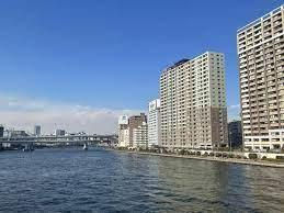 東京アインスリバーサイドタワーの外観