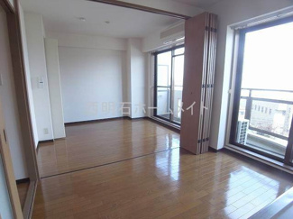 【居間・リビング】 | ＹＫハイツ西明石北 | リビング