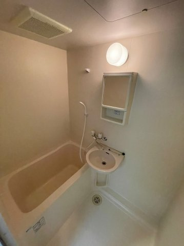 仲介手数料0円！！アネックス冨士の浴室