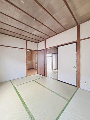 【居間・リビング】 | 朝日東津田町貸家