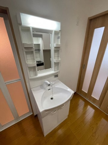 仲介手数料0円！！ションテ・ファオン・エスパスの洗面所